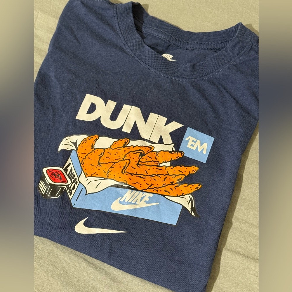 Nike Graphic Tee in Black and White